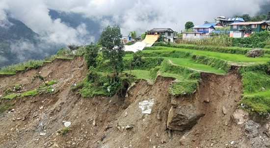 काभ्रेका ३ हजार ७ सय घरधुरी बाढीपहिरोको उच्च जोखिममा 